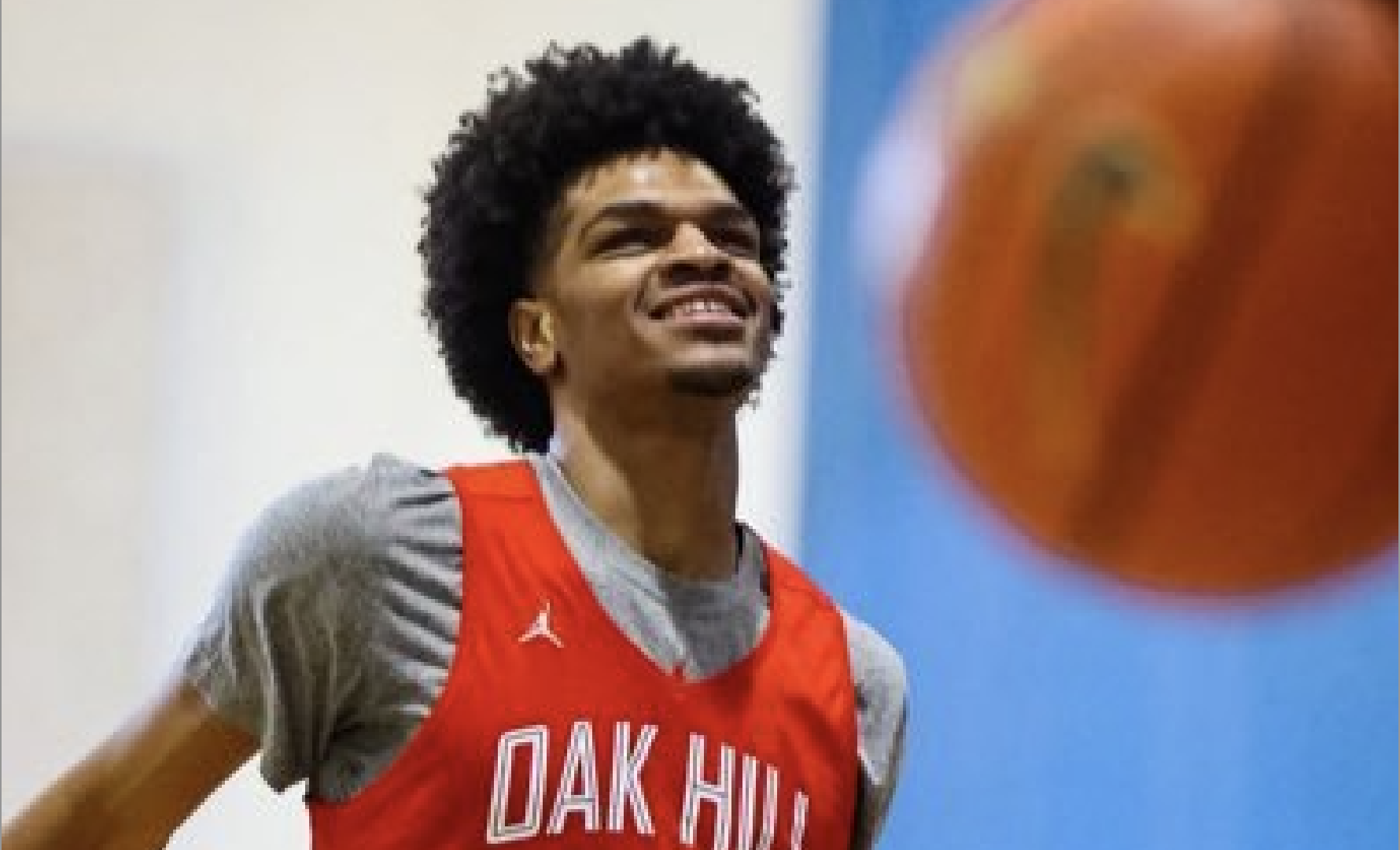 The Pitt Panthers extended an offer to Ethan Mgbako, a 6-foot-6 prospect in the class of 2026 out of Oak Hill Academy.